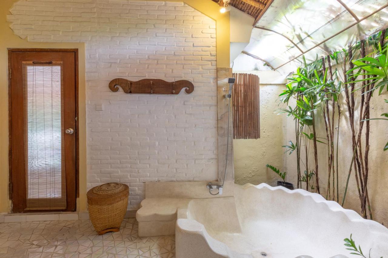 Villa Poppy Seminyak Экстерьер фото