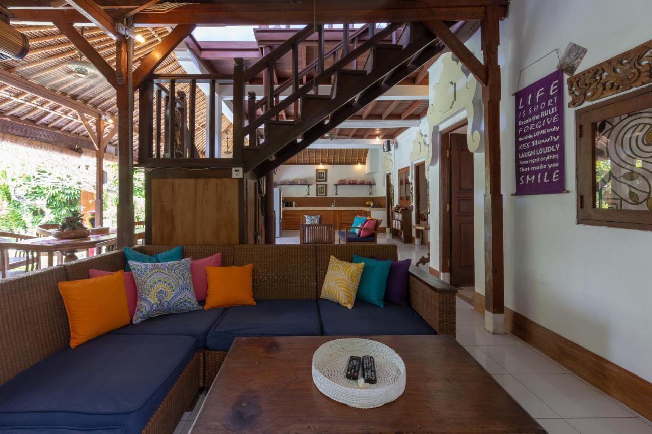 Villa Poppy Seminyak Экстерьер фото