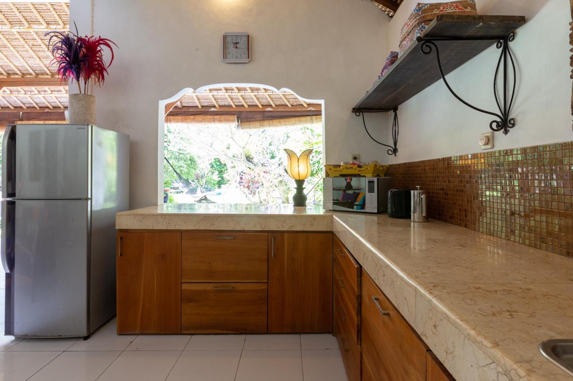Villa Poppy Seminyak Экстерьер фото